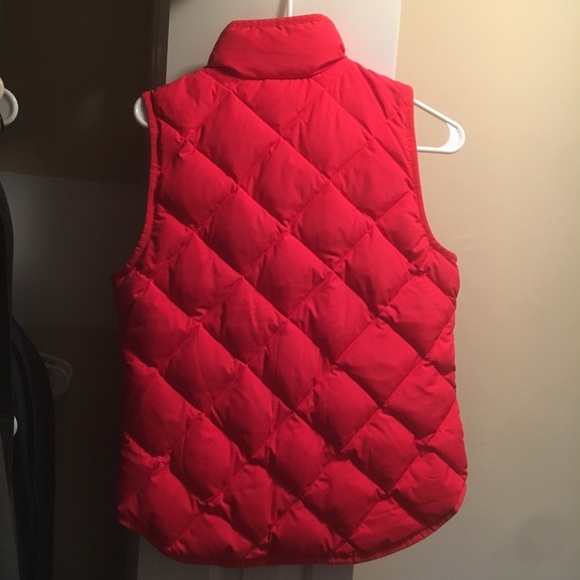 J. Crew red down puffer vest size XS - Picture 3 of 5